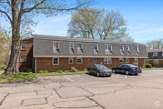 Building Photo - 339 Dunfey Ln