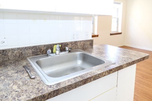 Foto del edificio - 4241 N Kenmore Ave