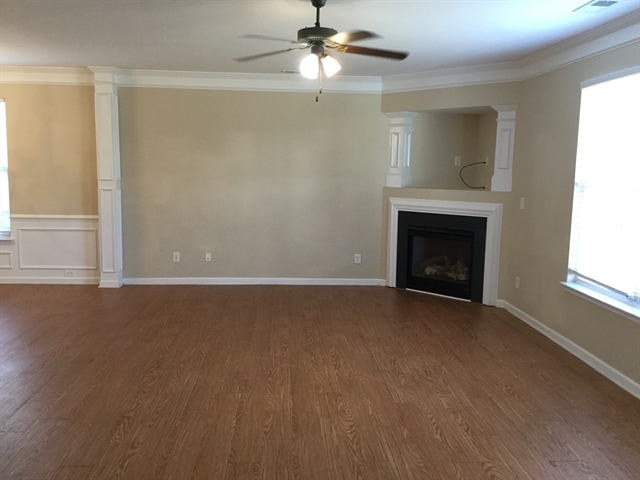 Building Photo - 533 Wrayhill Dr