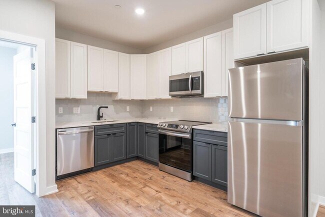 Building Photo - 435 N 35th St