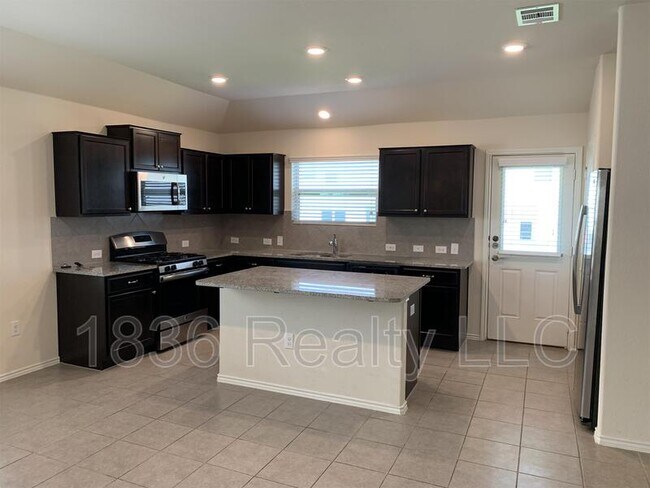 Foto del edificio - 3805 Black Granite Dr