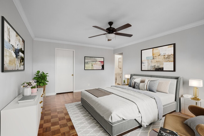 bedroom - 19425 Van Aken Blvd