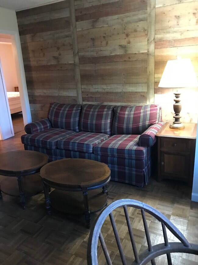 Área de estar - 172 Cross Park Dr