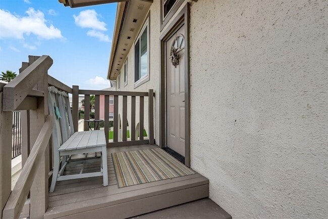 Foto del edificio - 338 Tarpon Ave