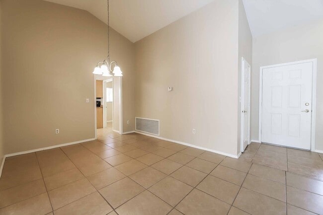 Building Photo - Sun City Summerlin - Golf Course Community...