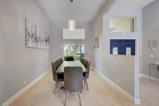 Foto del edificio - 4 br, 3 bath House - 10434 NW 6th Ct