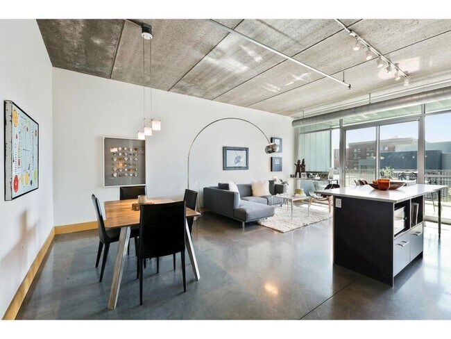 Foto del edificio - 345 6th Ave N