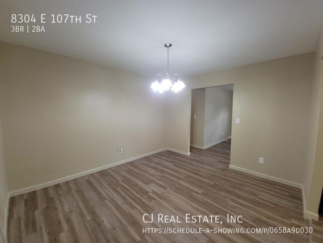 Building Photo - 8304 E 107th St