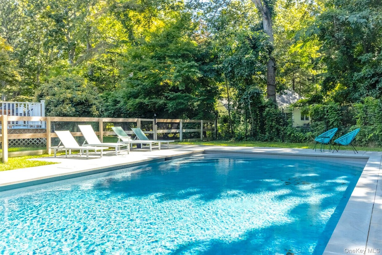 Foto principal - 485 Pine Rd