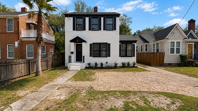 Building Photo - 1651-1653 Flagler Ave
