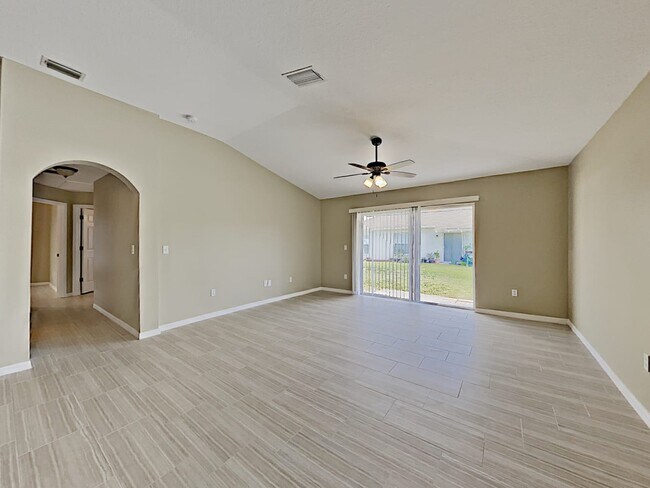 Building Photo - 12014 Hampshire Field Ct