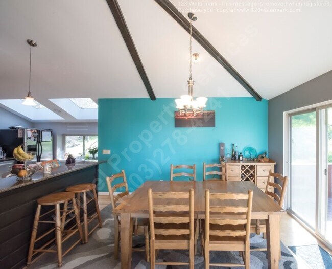 Foto del edificio - 993 Arrow Wood Dr