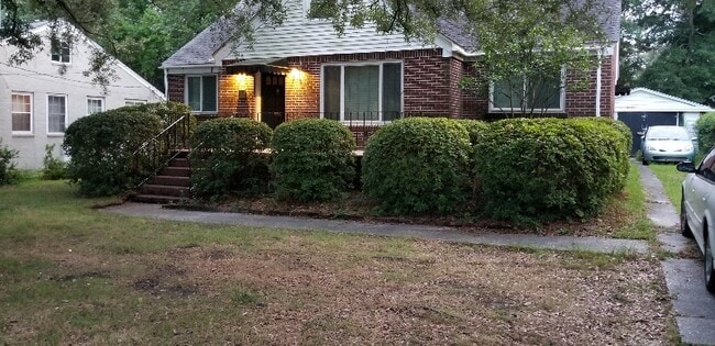 Photo - 559 St Andrews Blvd House