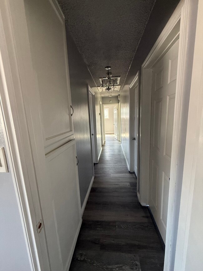 Foto del edificio - 6833 Severn Dr