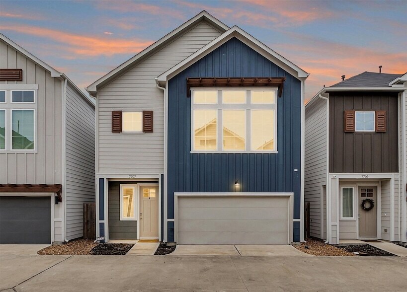 Photo - 7707 Nasser Lane Unit