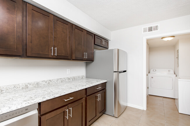 Building Photo - 8457 Governor Dr
