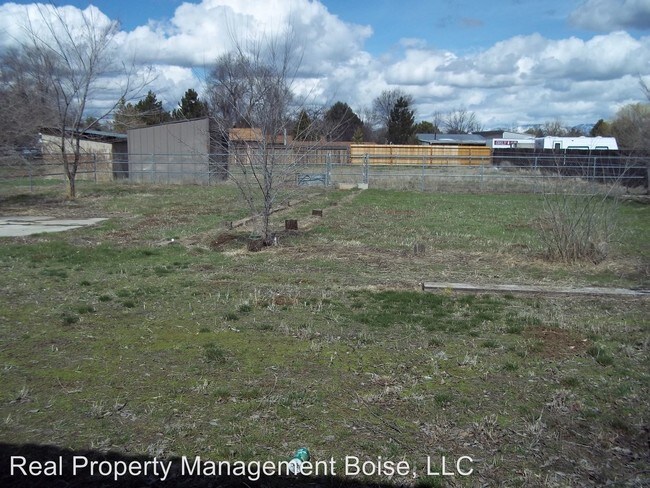 Building Photo - 5590 S Latigo Dr