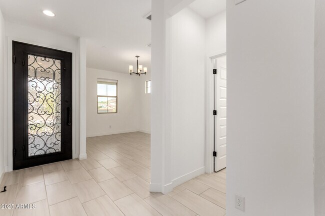 Foto del edificio - 12399 W Forest Pleasant Pl