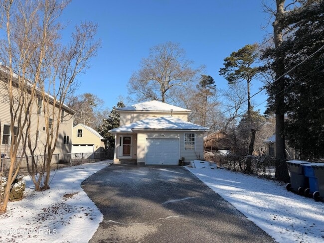 Foto del edificio - 703 Parkside Ave