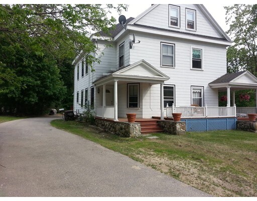 Primary Photo - 951 Amesbury Rd