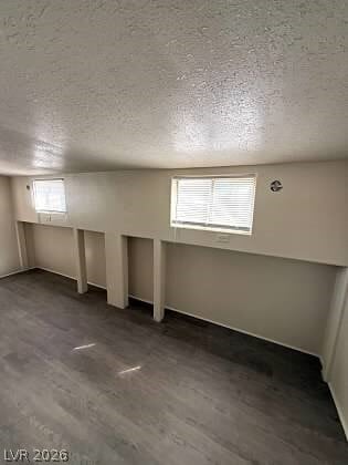 Foto del edificio - 5051 Sitka Ln