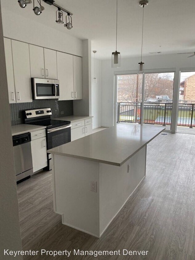 Foto principal - 670 Grant St