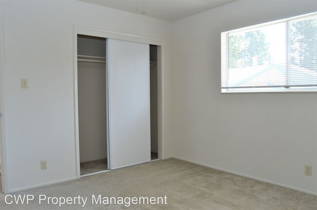 Foto del edificio - 2181 E 14th St