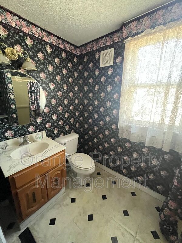 Photo - 136 S 7th