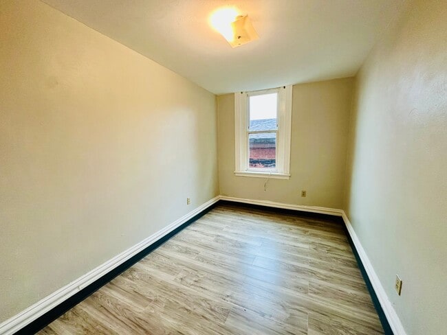 Foto del edificio - 1017 Emporia St