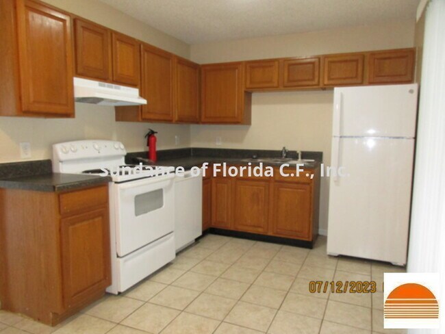 Foto del edificio - Close to St Cloud Lakefront - 1st Floor Unit