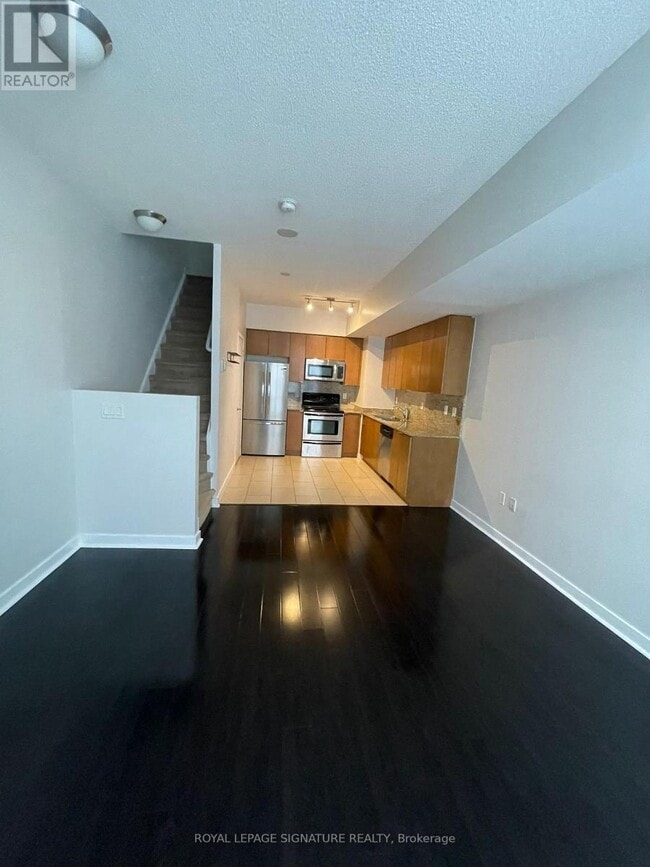 Building Photo - 15 Brunel Ct