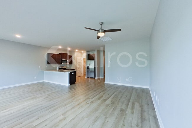 Foto del edificio - 6102 Taramore Ln NW