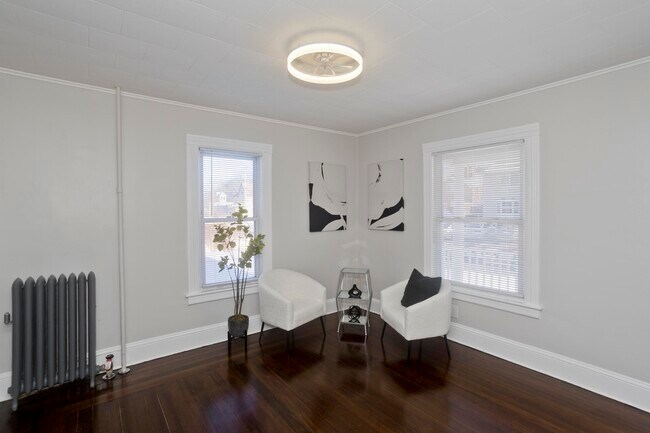 Building Photo - 68 Ottawa St