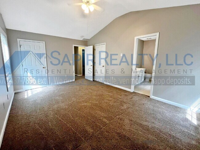 Foto del edificio - 1605 Silver Petal Way