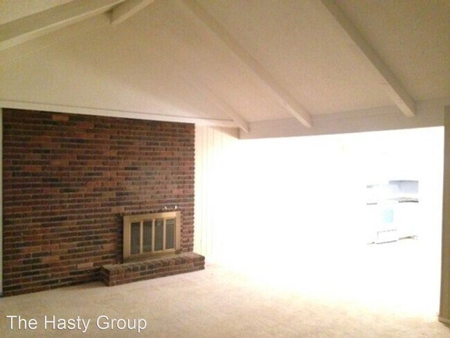 Building Photo - 3 br, 2 bath House - 11410 Oak