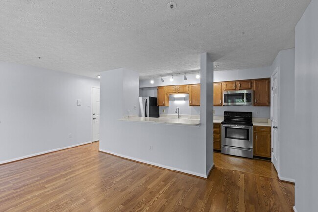 Building Photo - Coming Soon! Beautiful 2nd Floor Condo End Unit! Off of Route MD 100 & Close to MD Commuter Routes!