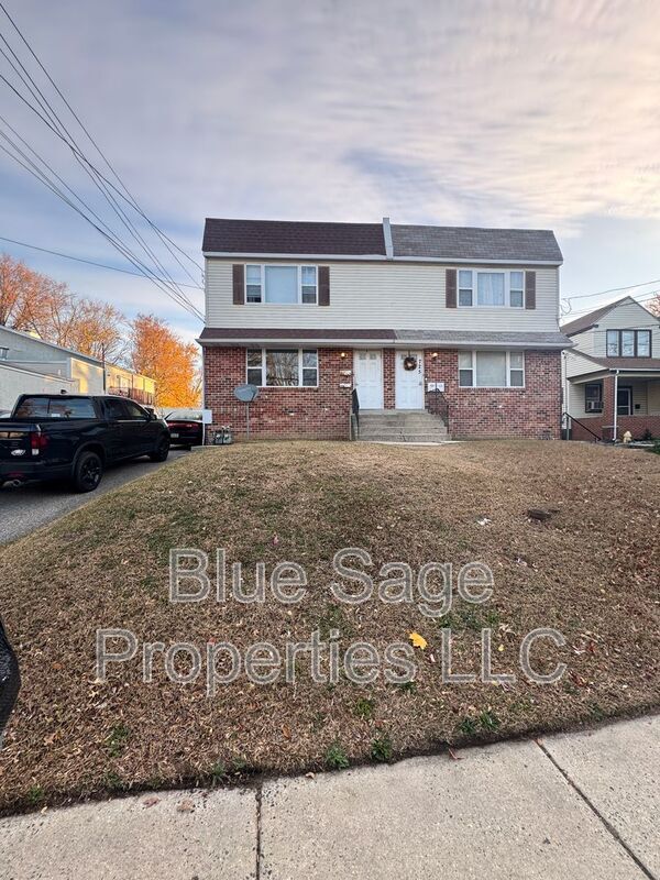Foto principal - 727 Clifton Ave
