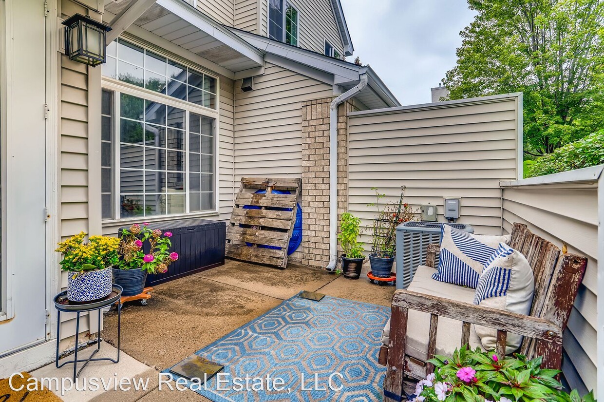 Primary Photo - 2 br, 2 bath House - 9255 Troon Court