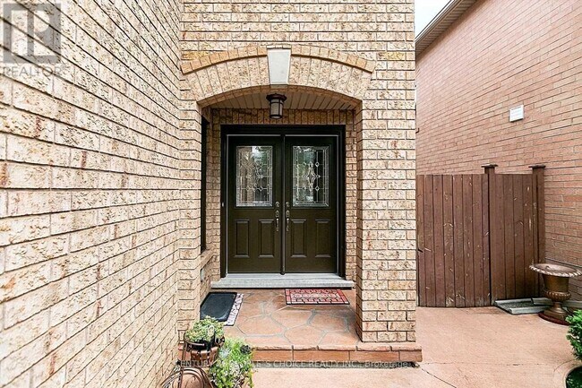 Photo du bâtiment - 19 Field Sparrow Rd