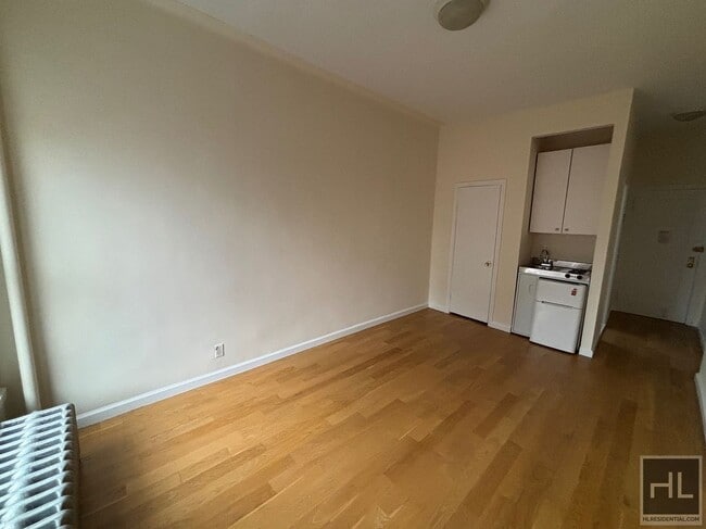 Foto del edificio - WEST 72 STREET