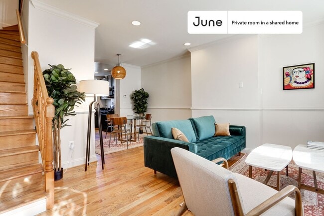 Foto del edificio - Room in Shared 4 bed/3.5 bath home