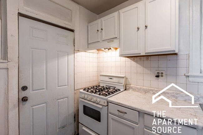 Foto del edificio - 6855 W Addison St