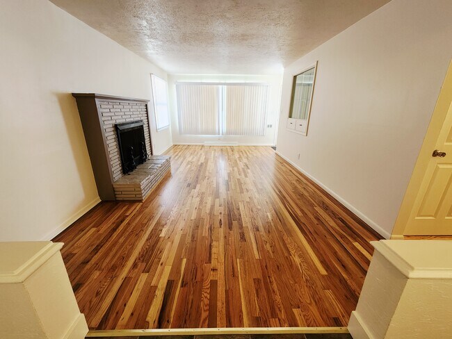 Sala de estar - 85 Princeton Ave