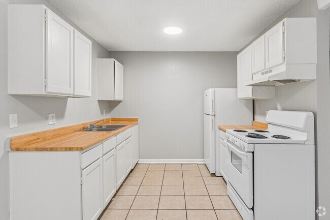 1 dormitorio, 1 baño - 613 pies cuadrados - Cocina - Cottonwood Apartments