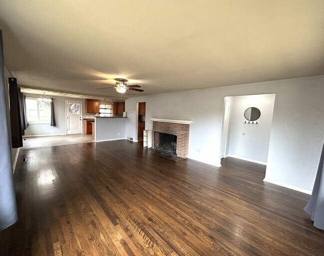 Foto del edificio - Rambler with Basement