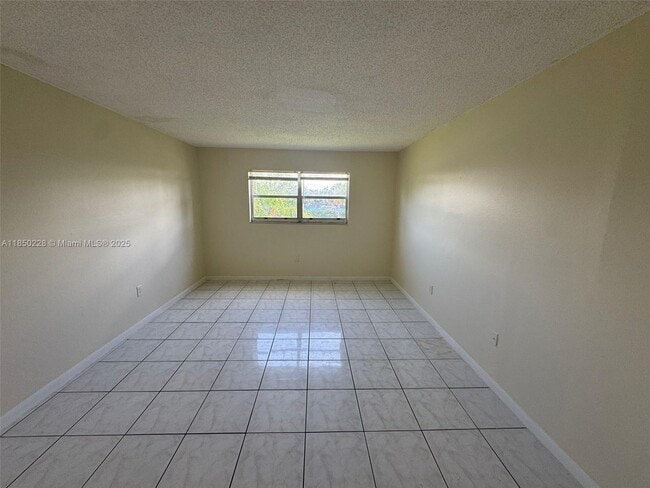 Building Photo - 3600 NW 21st St