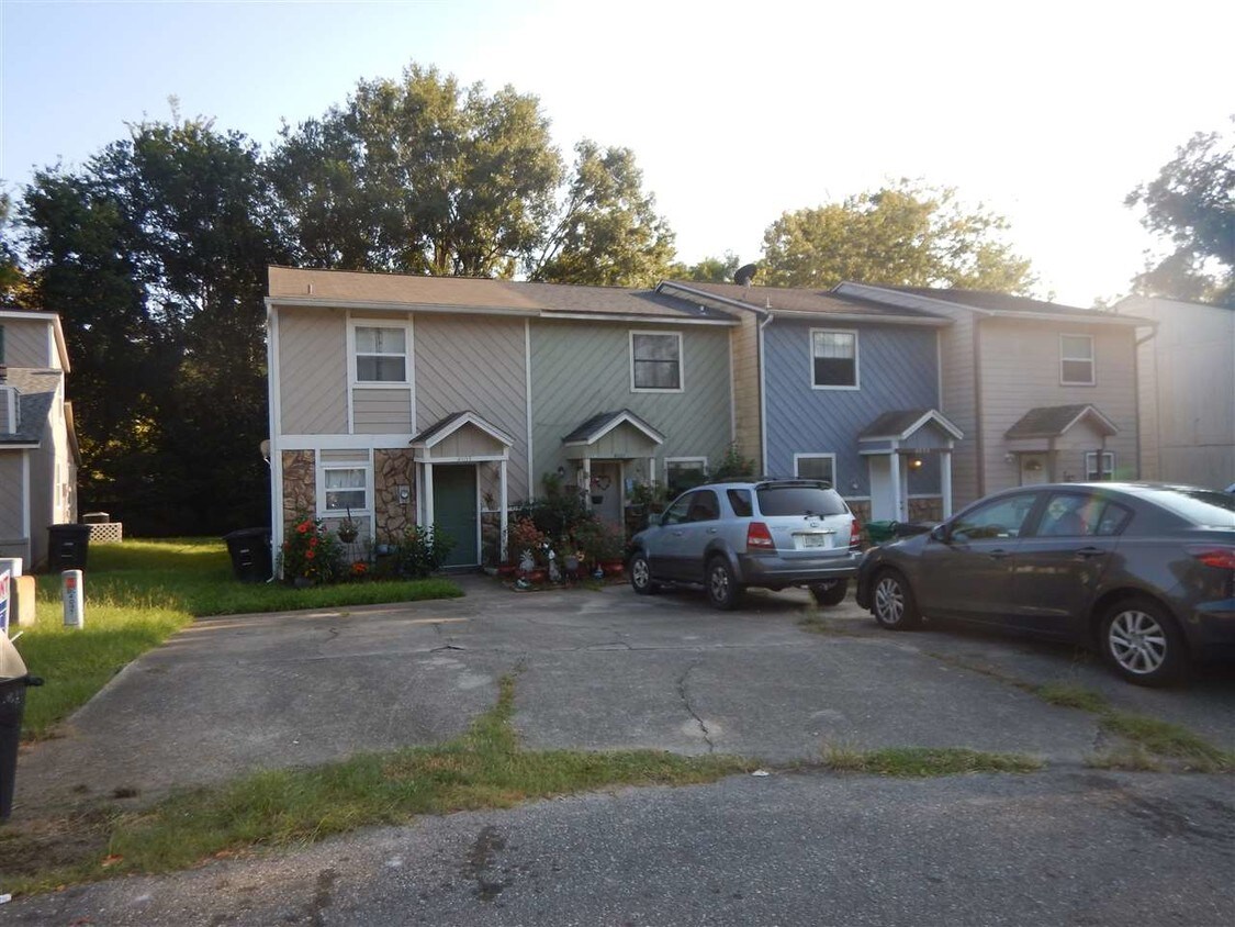Primary Photo - 4103 Blind Brook Ct