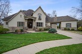 Foto principal - Anderson Township- Immaculate 4 bedroom on...
