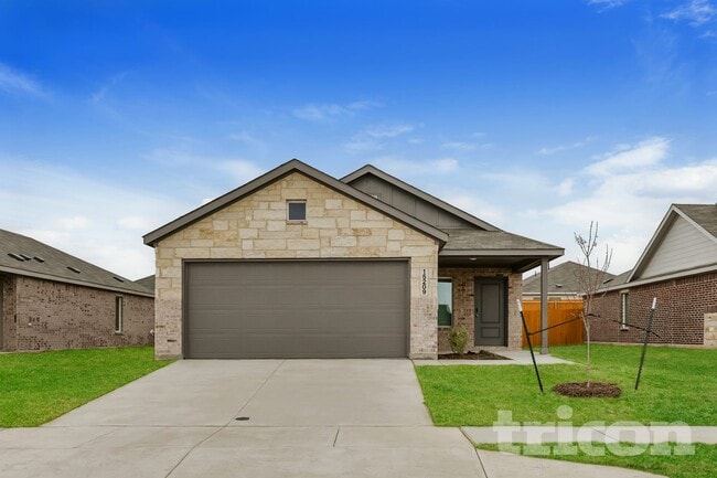 Building Photo - 15209 Grappling Irons Ln