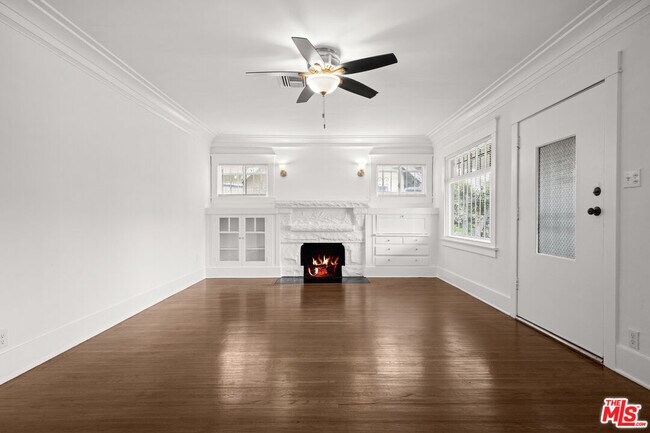 Foto del edificio - 5515 Ruthelen St